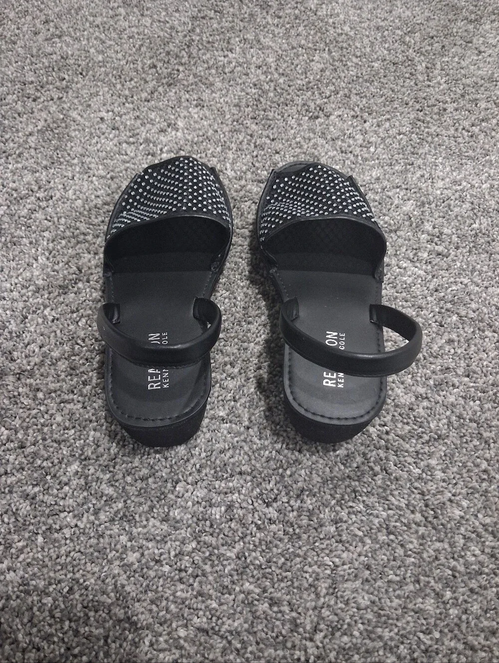 Reaction Kenneth Cole Fine Glass Mesh Slingback Sandal Size 8.5 NWT